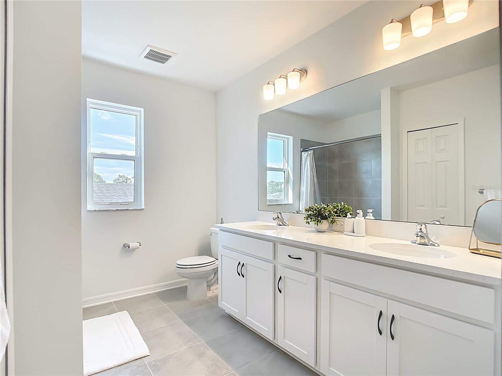 16863 FIESTA DR, PORT CHARLOTTE, FL — photo 18