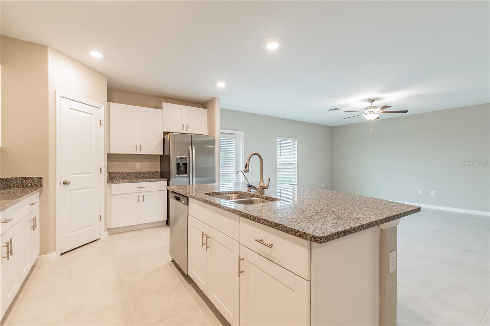 15515 PEACE RIVER PL, SUN CITY CENTER, FL — photo 12