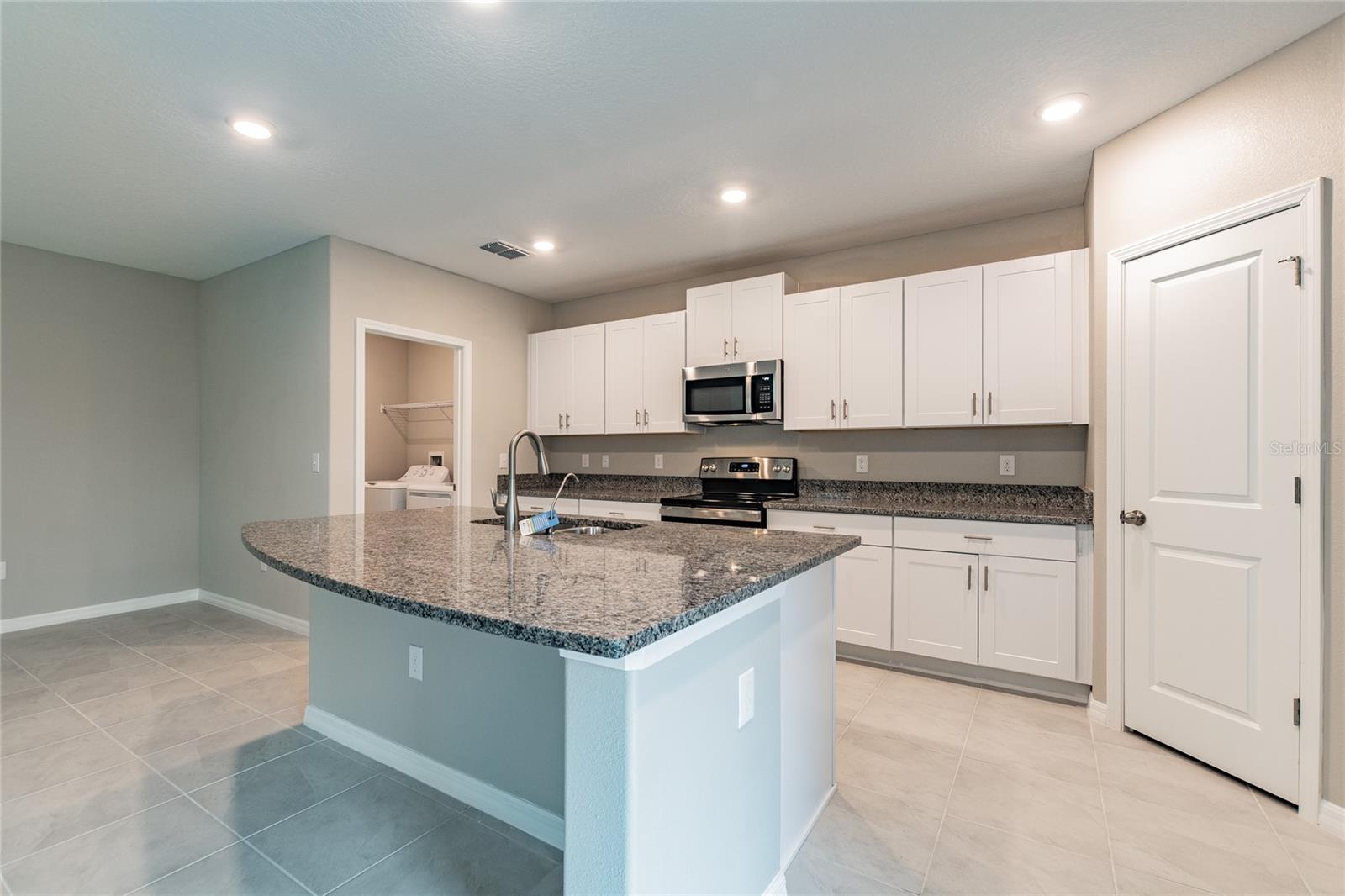 15515 PEACE RIVER PL, SUN CITY CENTER, FL — photo 14