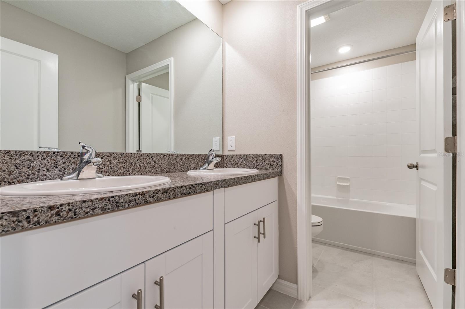 15515 PEACE RIVER PL, SUN CITY CENTER, FL — photo 42