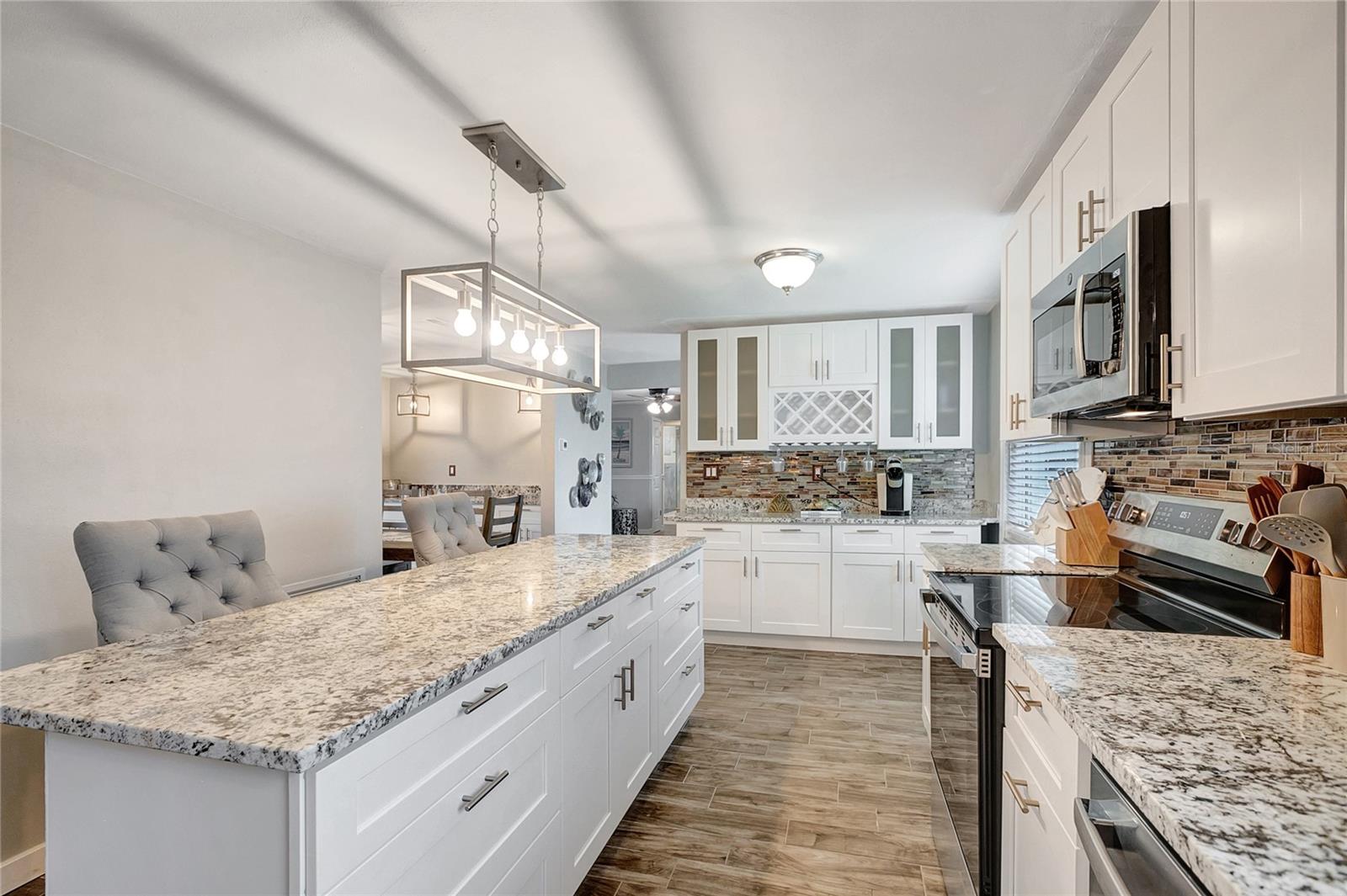 242 176TH AVE E, REDINGTON SHORES, FL — photo 6