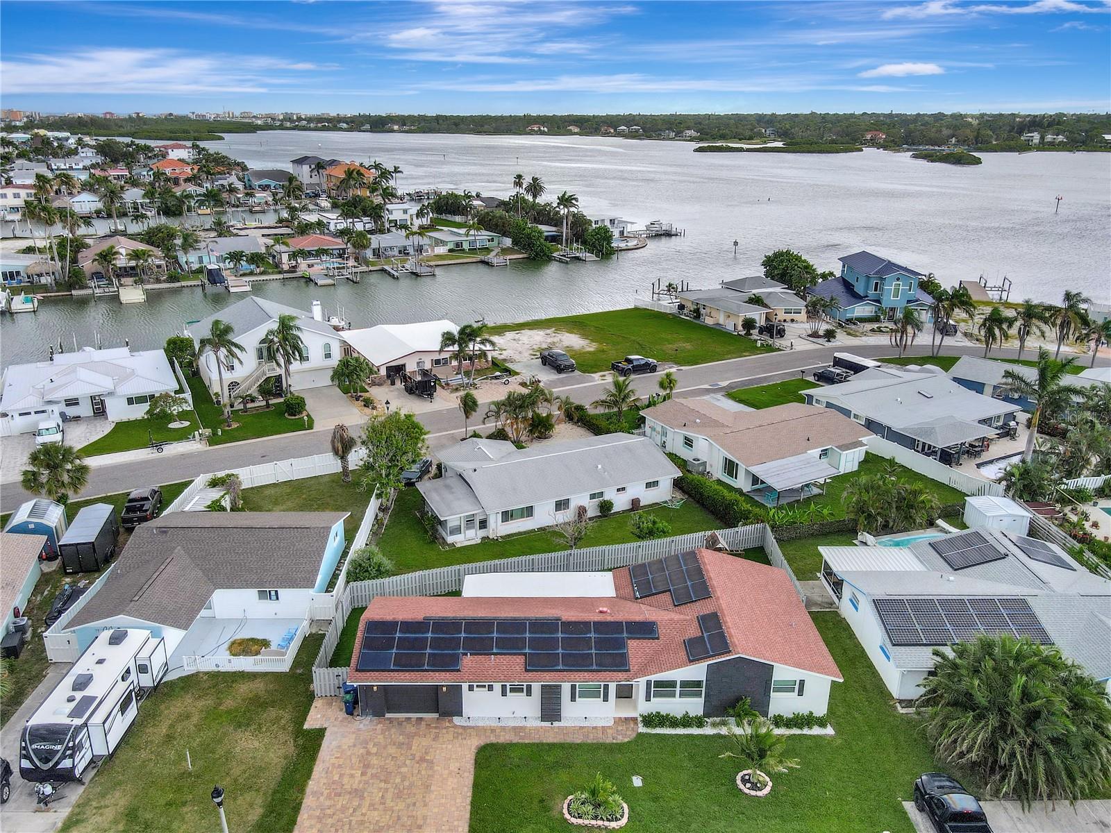 242 176TH AVE E, REDINGTON SHORES, FL — photo 39