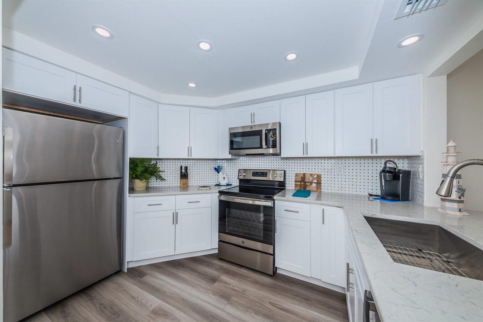 6357 BAHIA DEL MAR BLVD #407, ST PETERSBURG, FL — photo 4