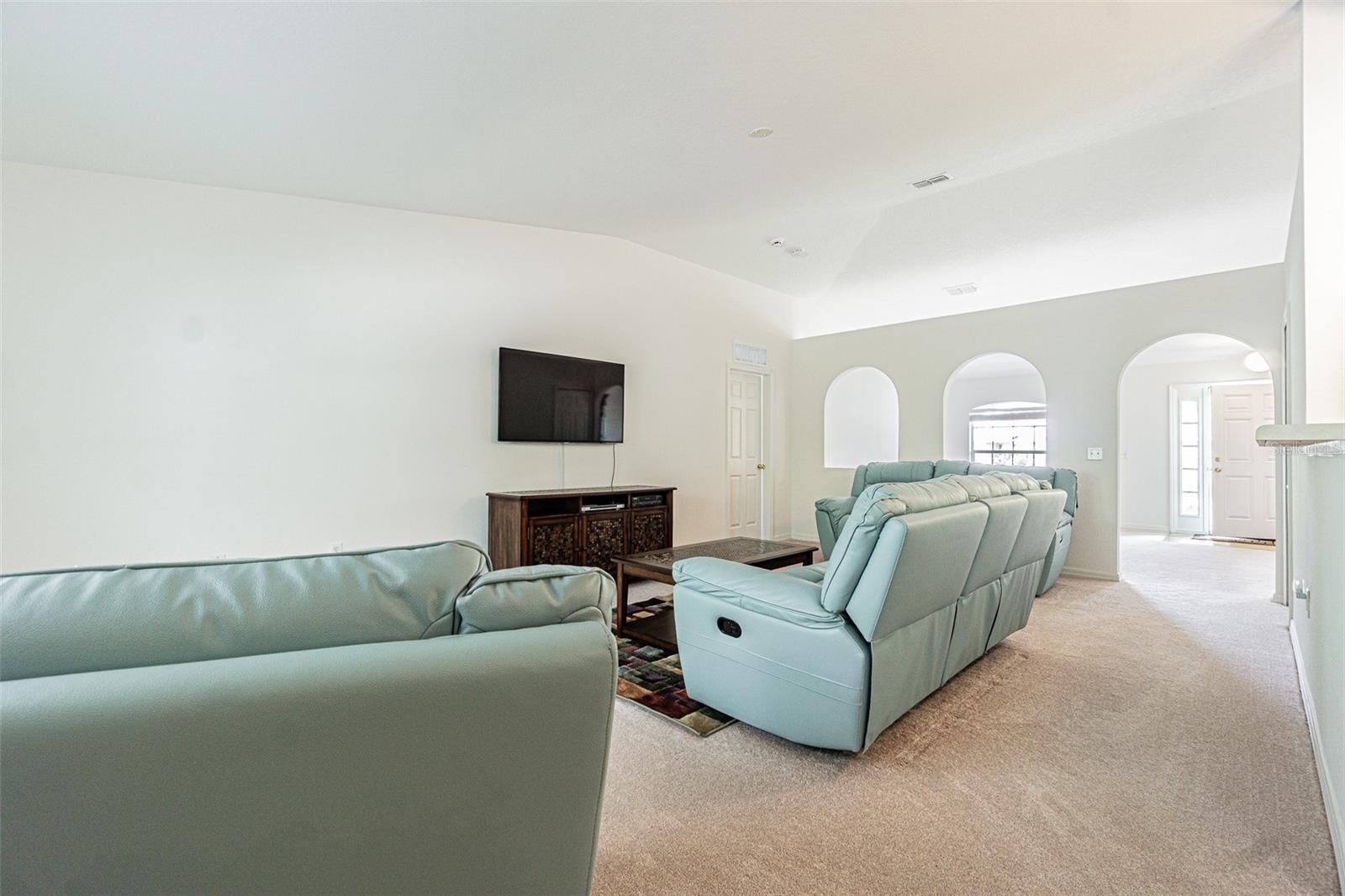 6283 LORRAINE LN, SPRING HILL, FL — photo 5