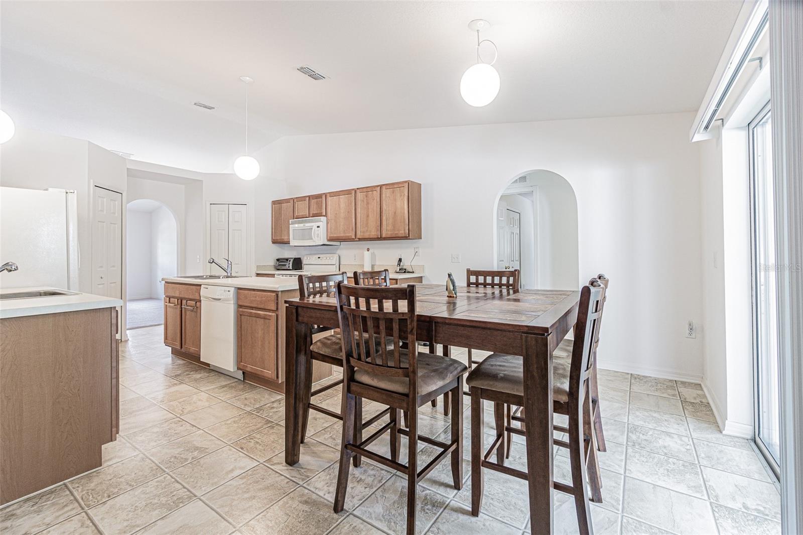6283 LORRAINE LN, SPRING HILL, FL — photo 9