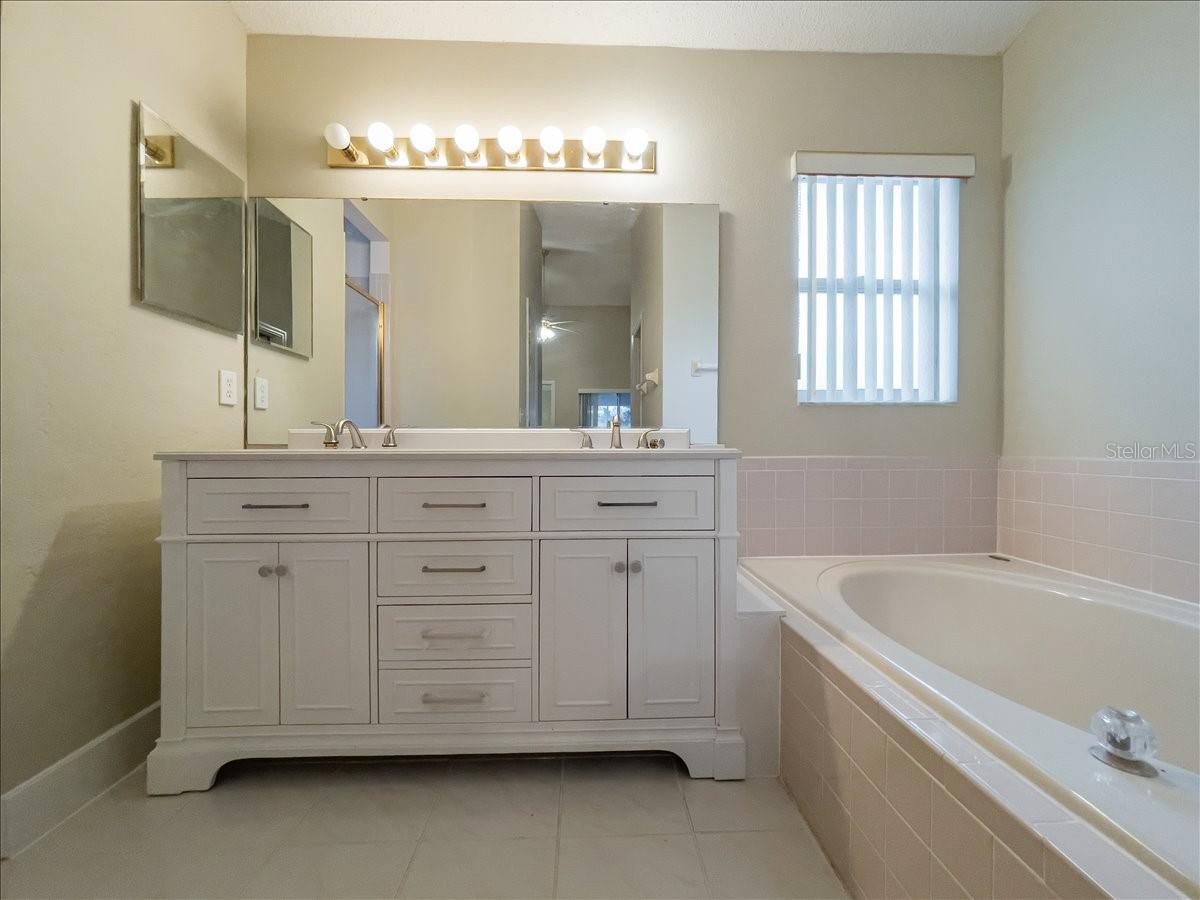 218 LANGFORD PARK DR, DAVENPORT, FL — photo 10