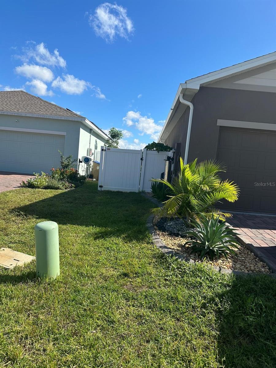 3093 SLOUGH CREEK DR, KISSIMMEE, FL — photo 2
