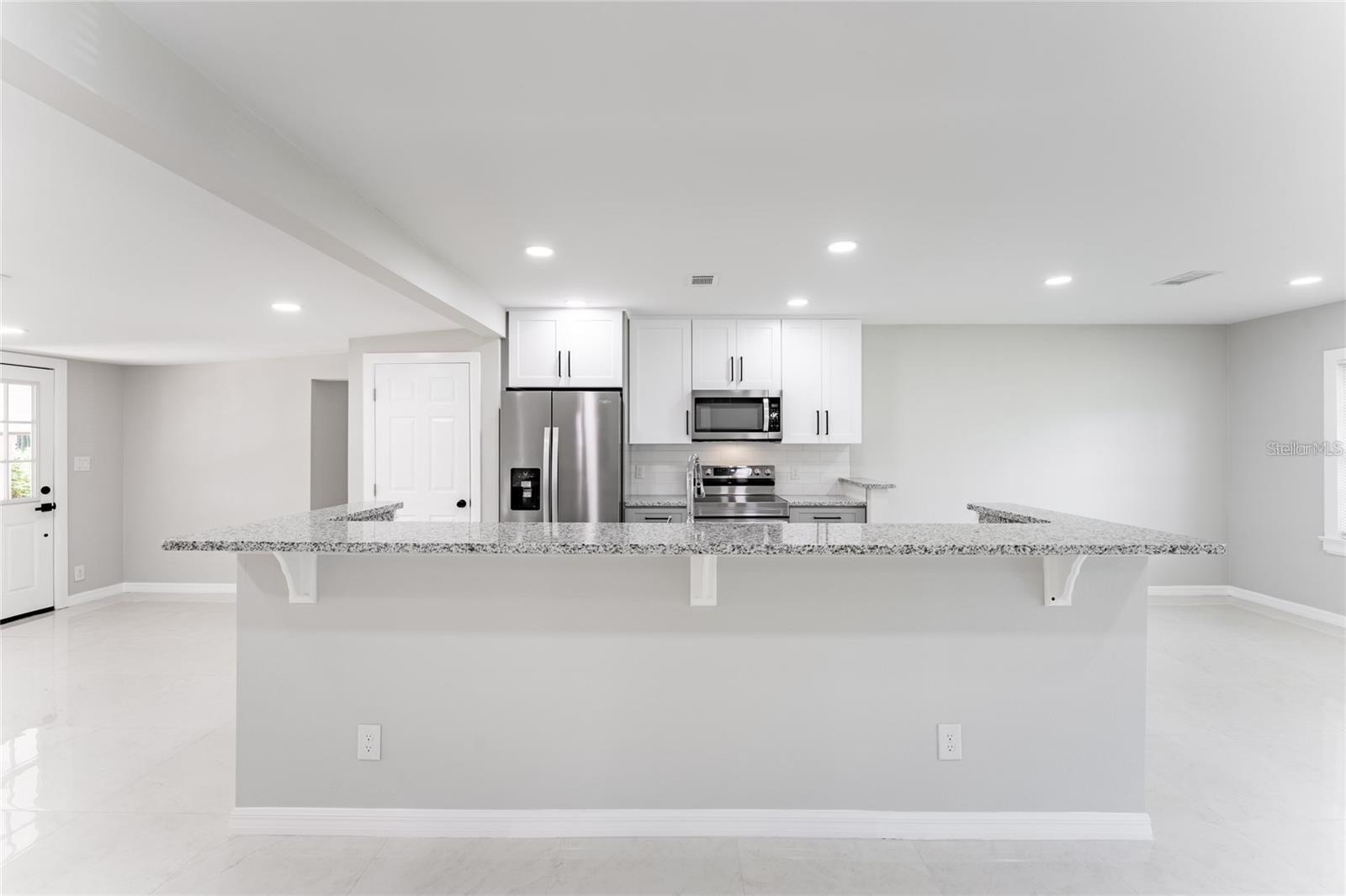 845 FLORAL DR, ORLANDO, FL — photo 10