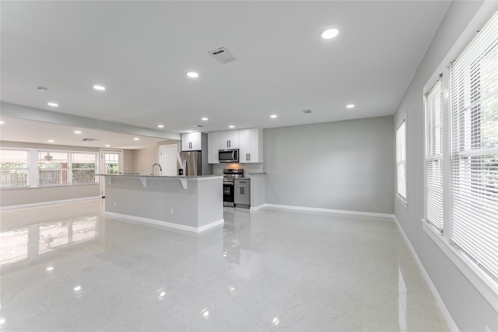 845 FLORAL DR, ORLANDO, FL — photo 11