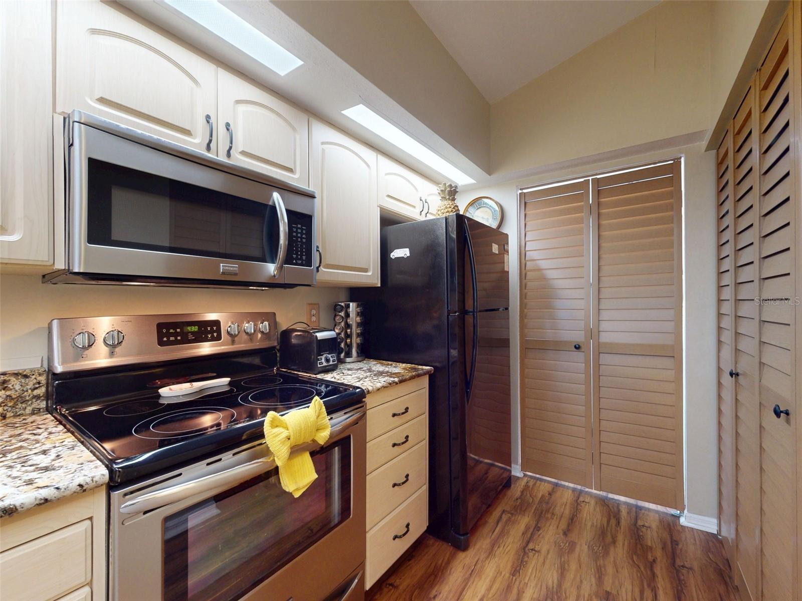 402 BOUCHELLE DR #206, NEW SMYRNA BEACH, FL — photo 4