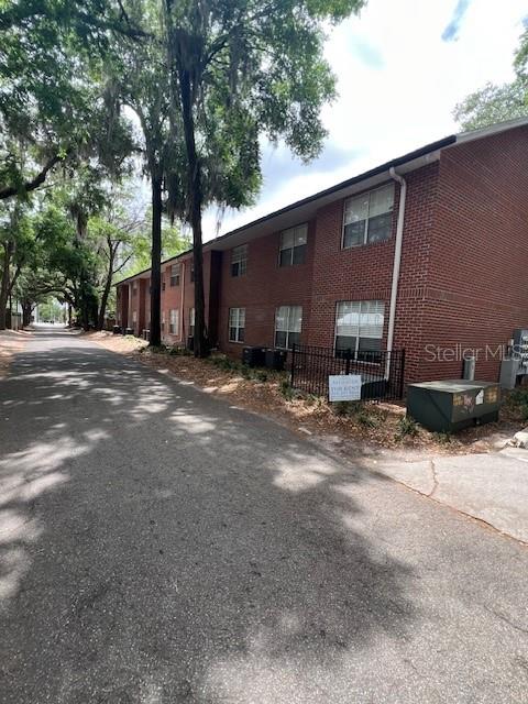 120 NW 9TH ST, GAINESVILLE, FL — photo 4
