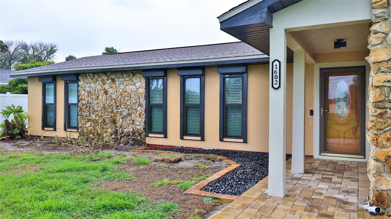 1602 S RIVERSIDE DR, EDGEWATER, FL