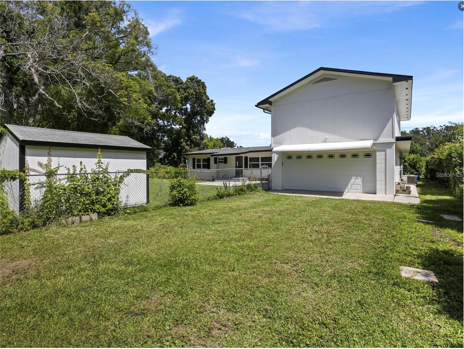 212 W 1ST AVE, WINDERMERE, FL — photo 8