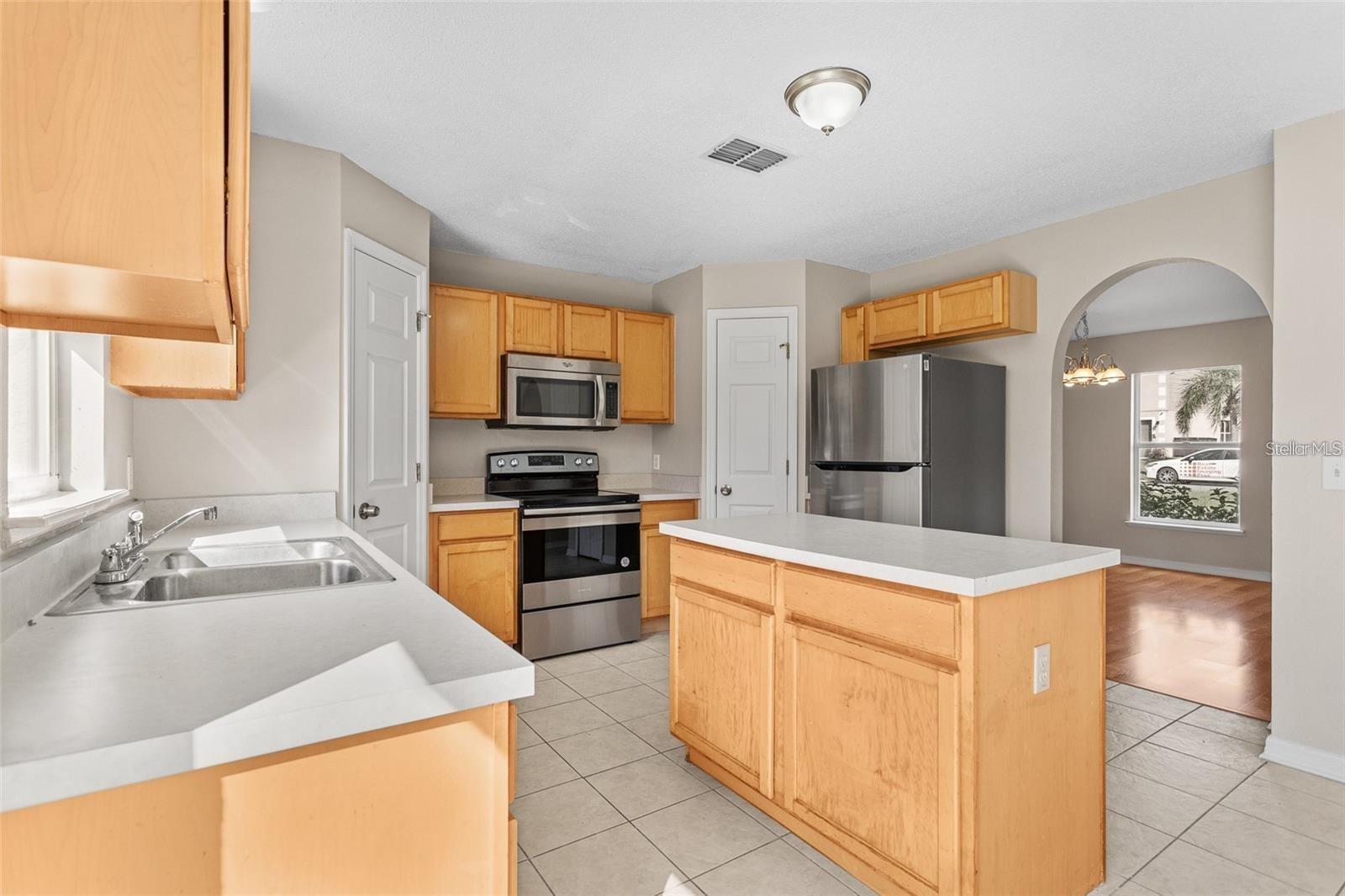 14126 ECON WOODS LN, ORLANDO, FL — photo 5