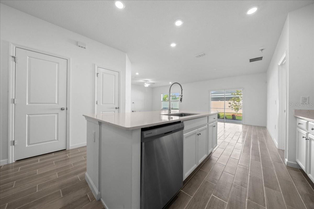 7542 SW 76TH TER, OCALA, FL — photo 5