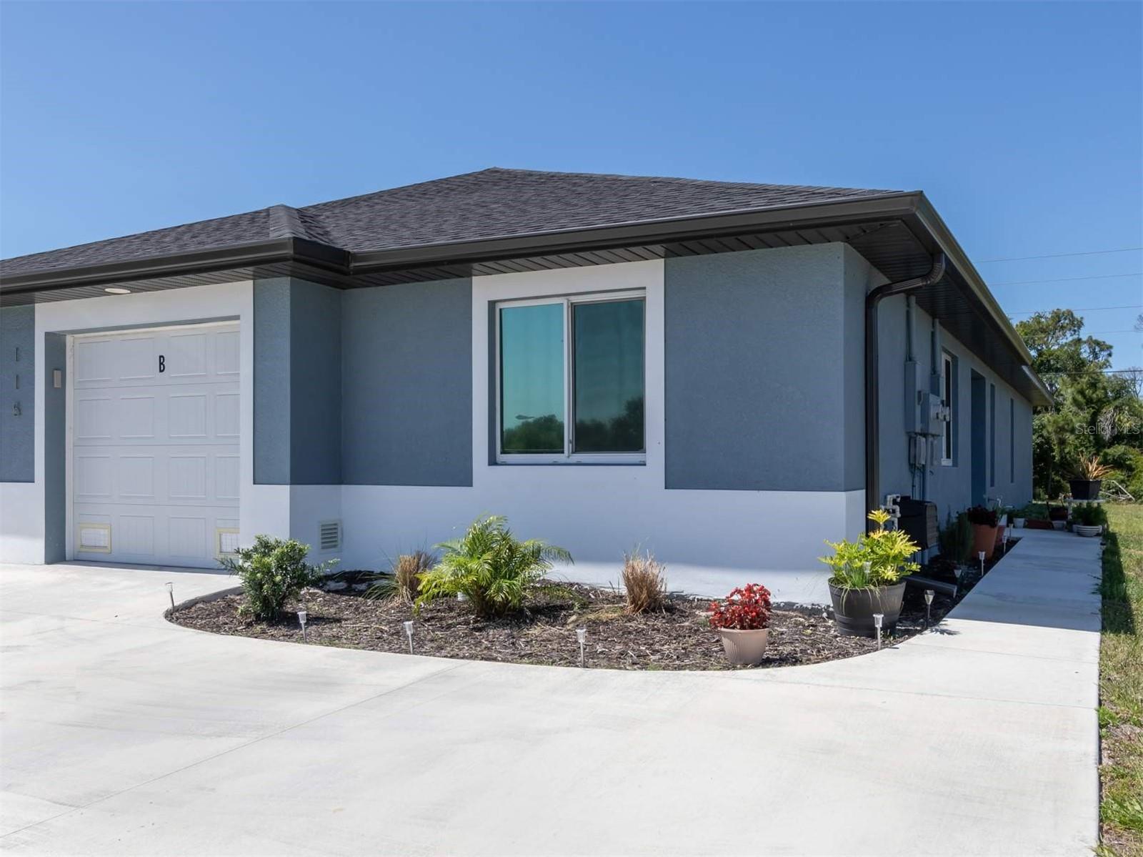 125 BOUNDARY BLVD #2, ROTONDA WEST, FL — photo 2