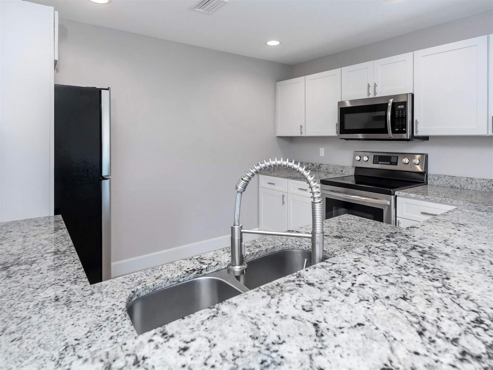125 BOUNDARY BLVD #2, ROTONDA WEST, FL — photo 18