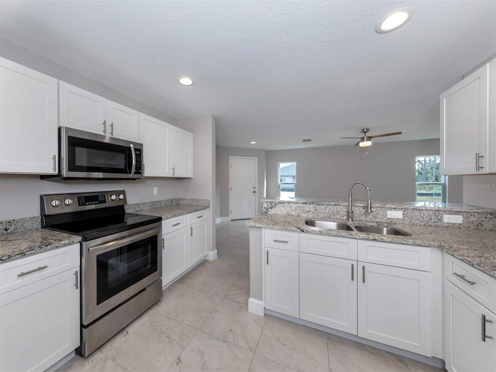 125 BOUNDARY BLVD #2, ROTONDA WEST, FL — photo 20