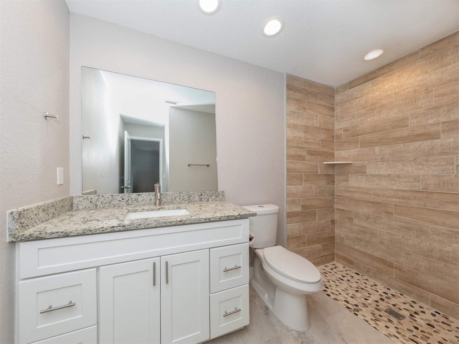 125 BOUNDARY BLVD #2, ROTONDA WEST, FL — photo 23