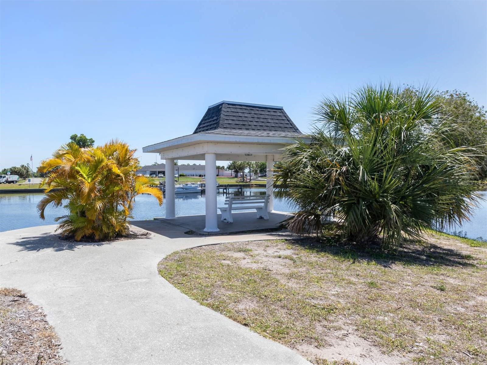 125 BOUNDARY BLVD #2, ROTONDA WEST, FL — photo 31
