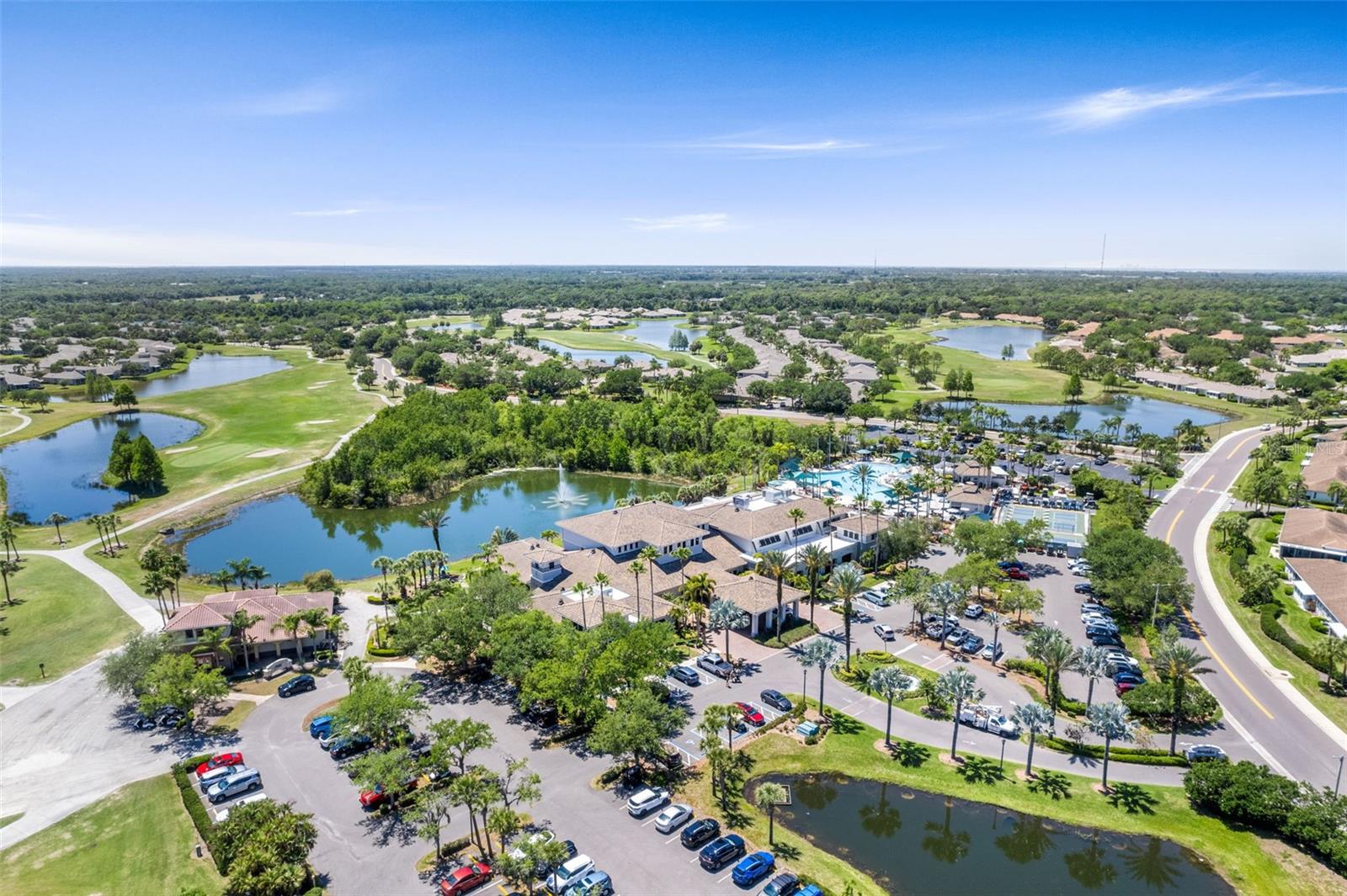 1204 HUNTINGTON GREENS DR #1204, SUN CITY CENTER, FL — photo 37