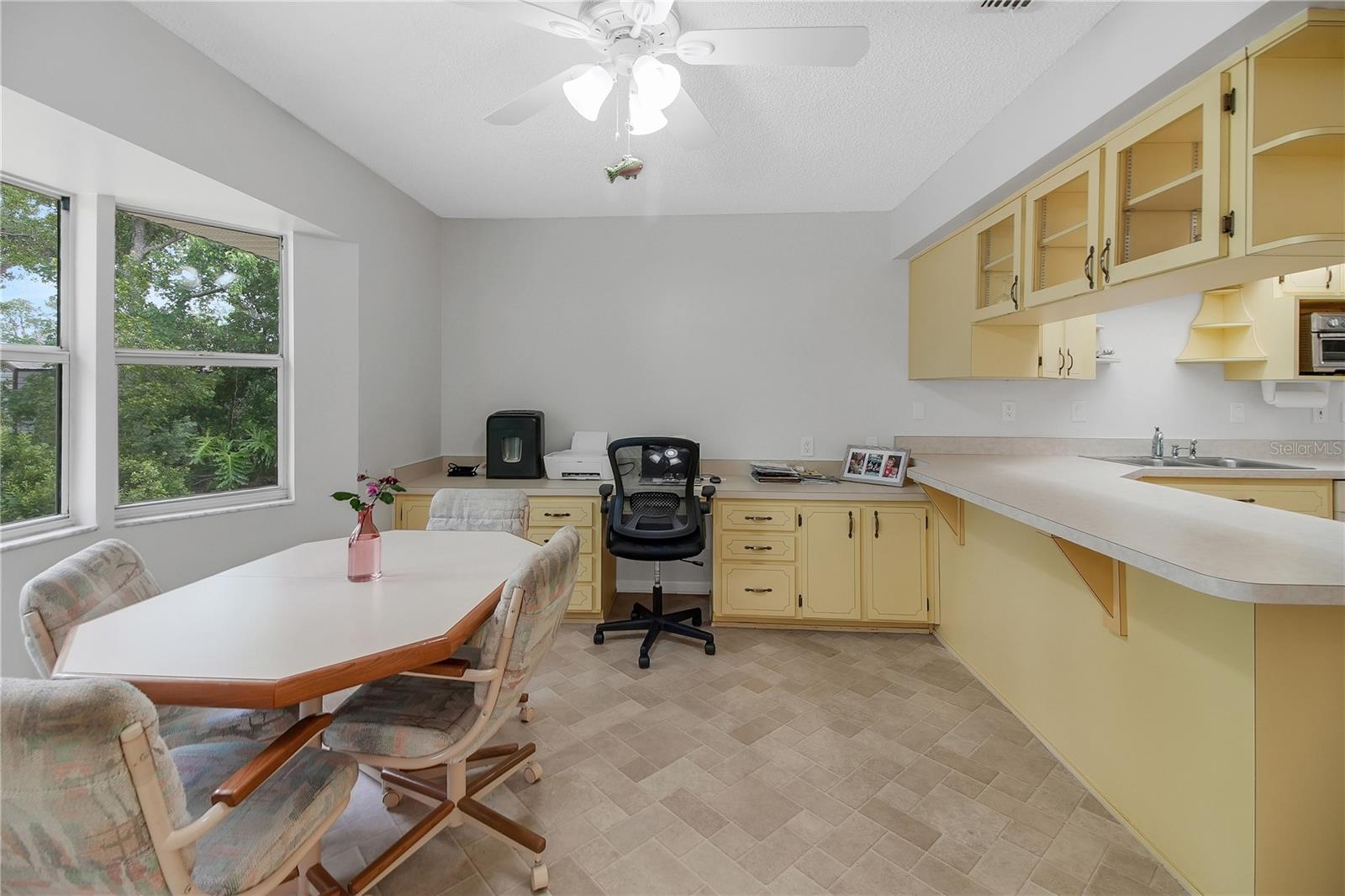 335 RIVER GLASS CT, LEESBURG, FL — photo 39