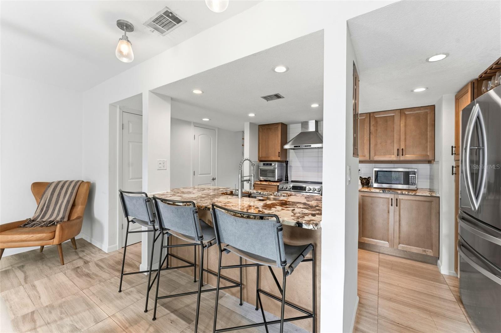105 E DAVIS BLVD #B, TAMPA, FL — photo 14