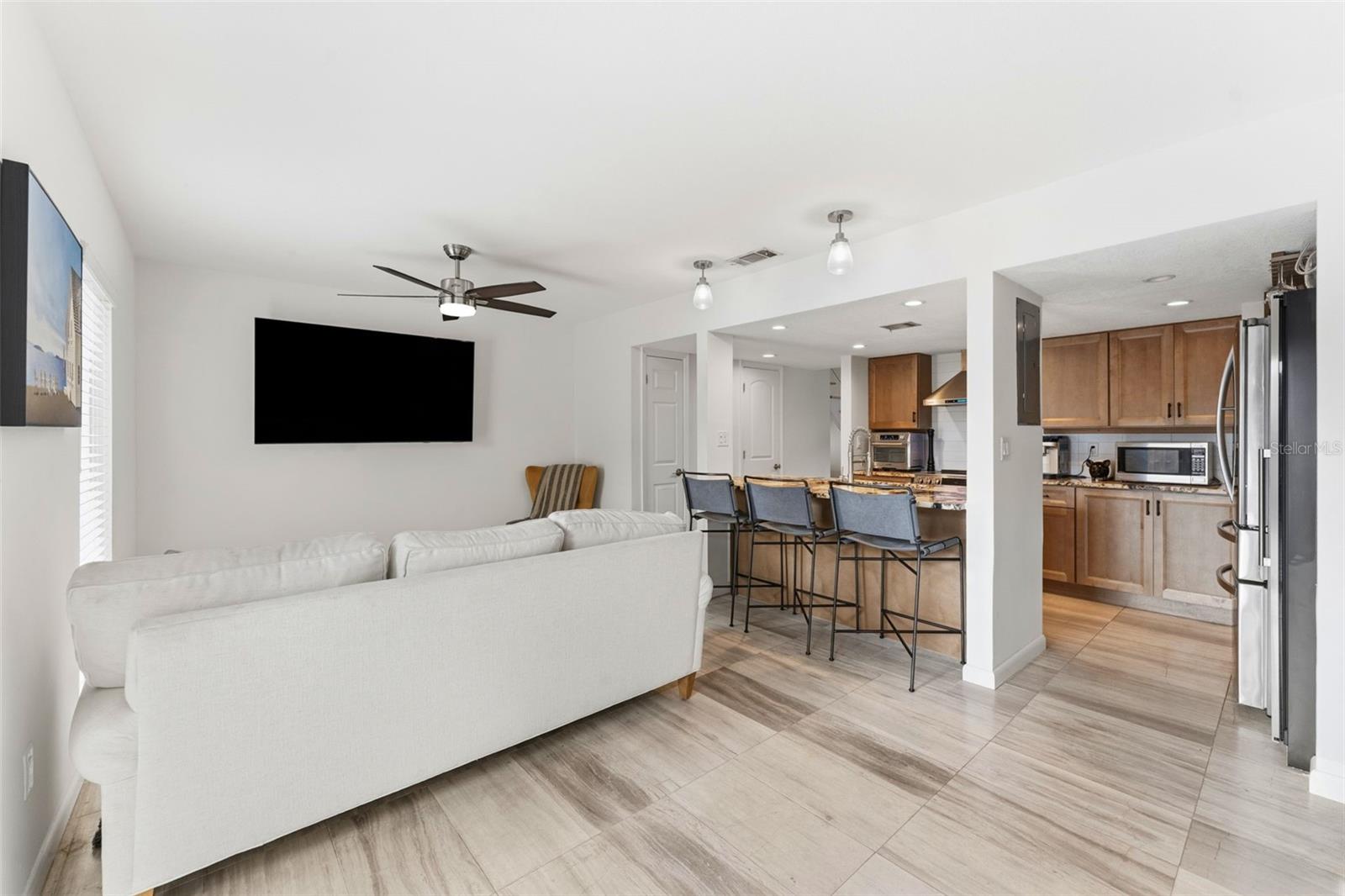 105 E DAVIS BLVD #B, TAMPA, FL — photo 16