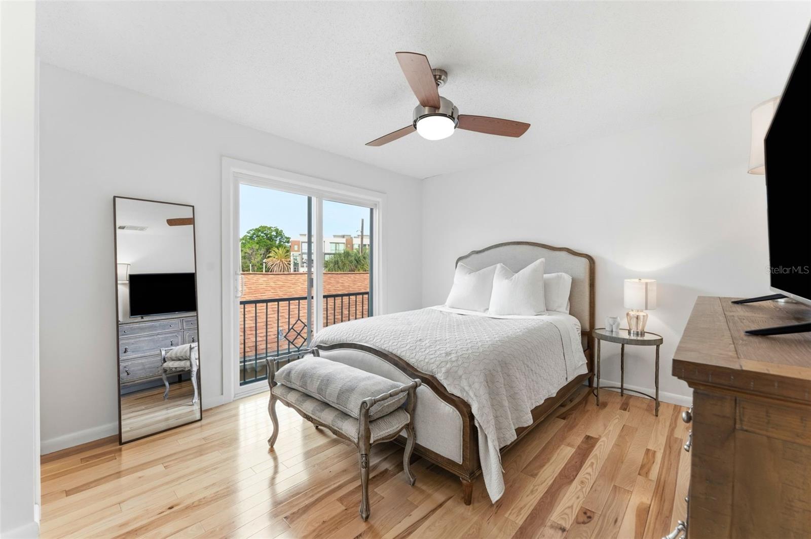 105 E DAVIS BLVD #B, TAMPA, FL — photo 29