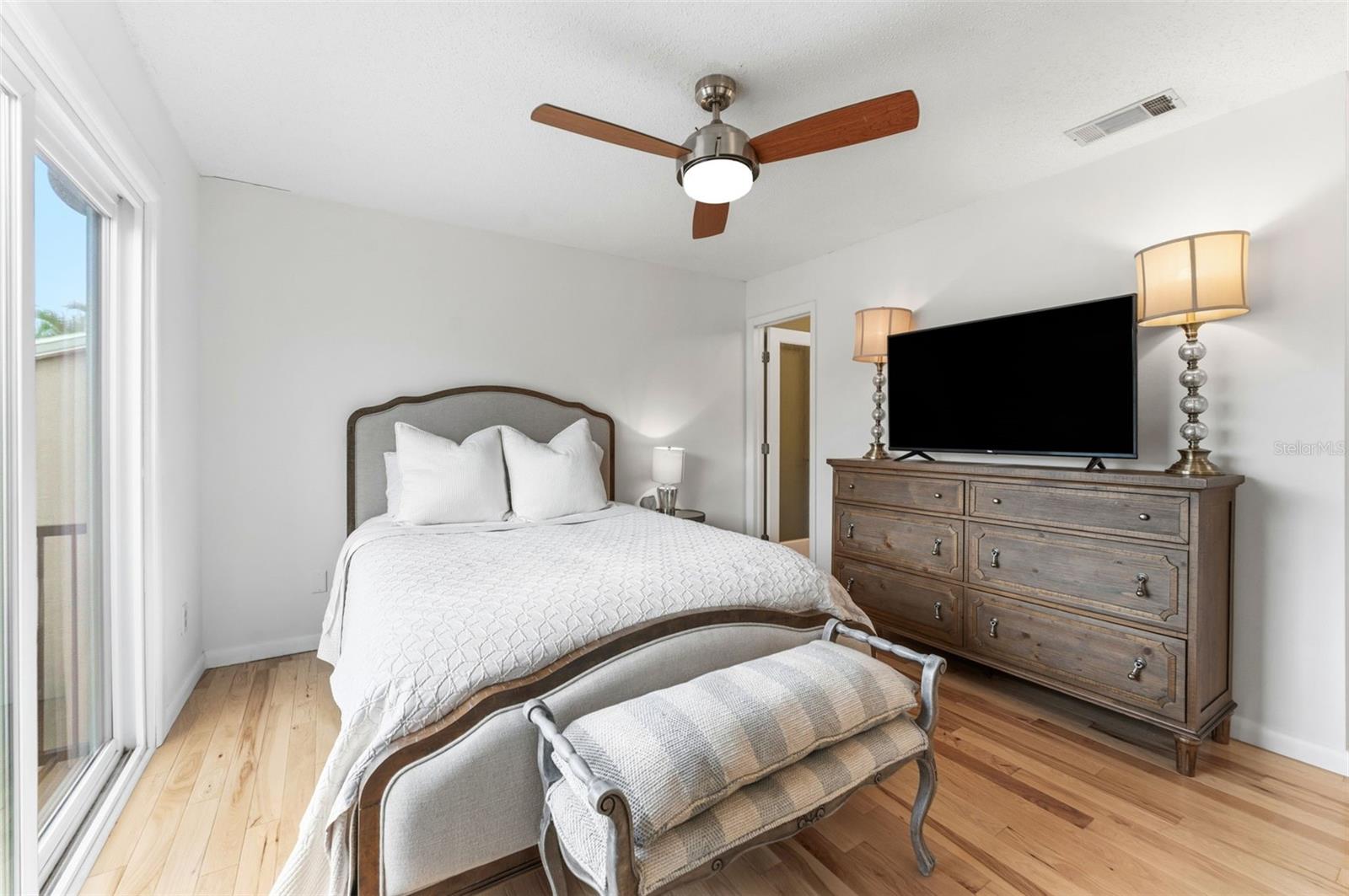 105 E DAVIS BLVD #B, TAMPA, FL — photo 30