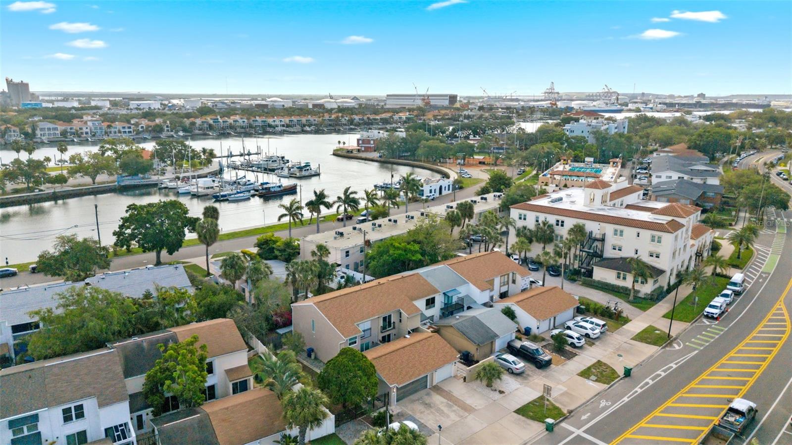 105 E DAVIS BLVD #B, TAMPA, FL — photo 42