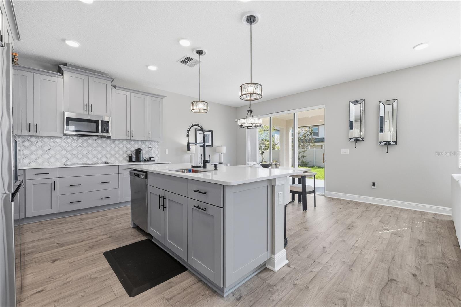 7273 NOTCHED PINE BND, WESLEY CHAPEL, FL — photo 12