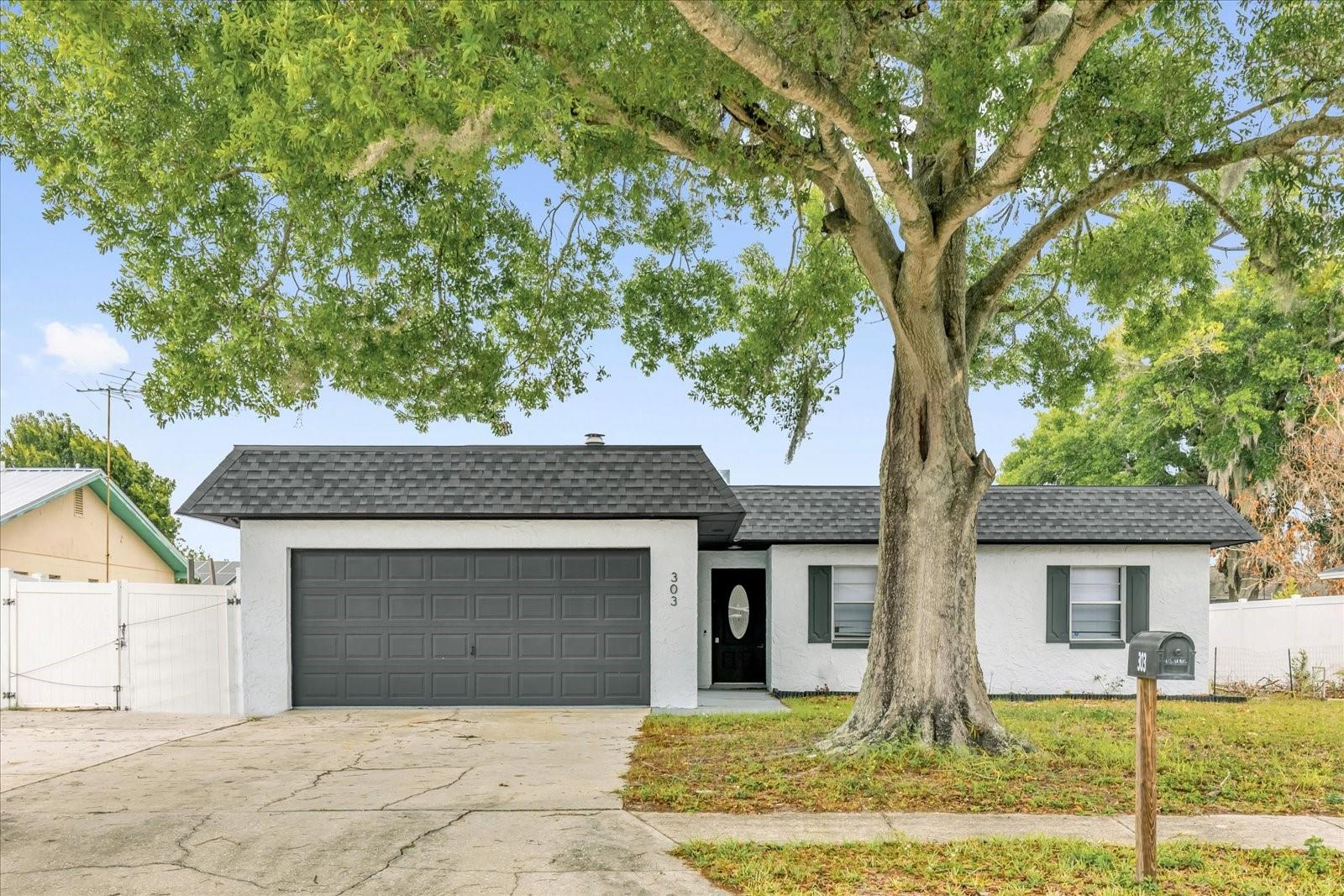 303 DILLON ST, WINTER HAVEN, FL