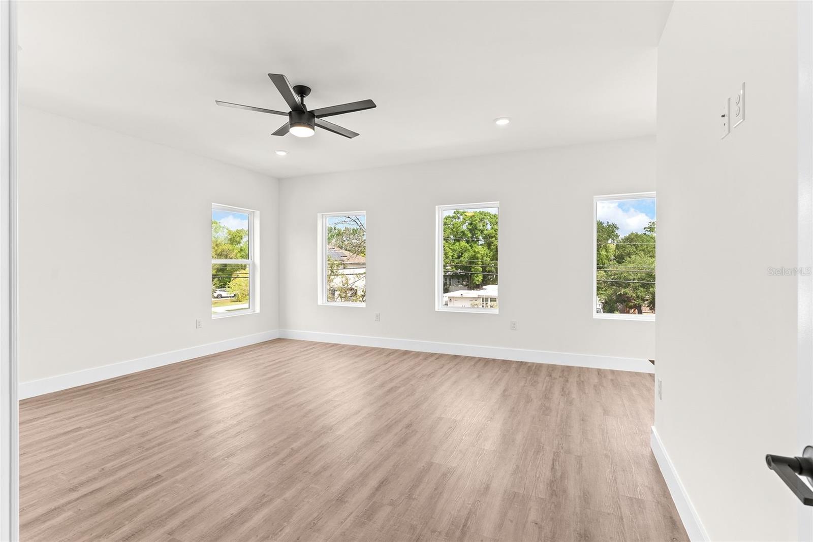 4604 W EUCLID AVE, TAMPA, FL — photo 23
