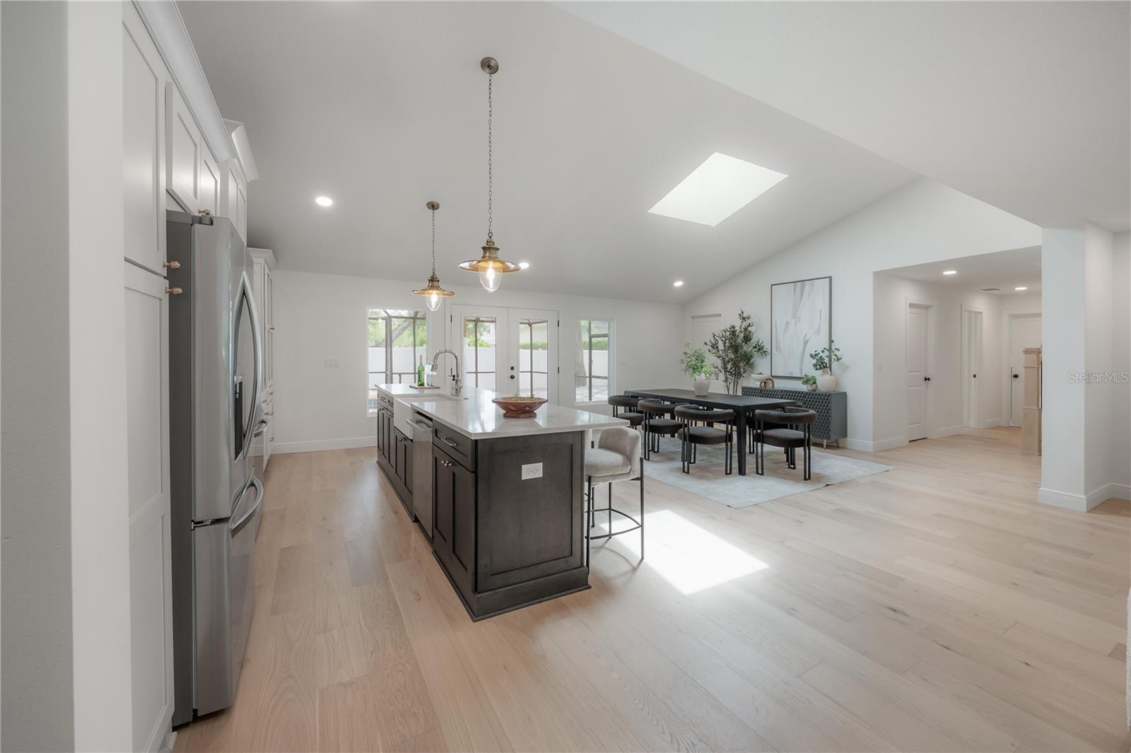471 W DAVIS BLVD, TAMPA, FL — photo 7