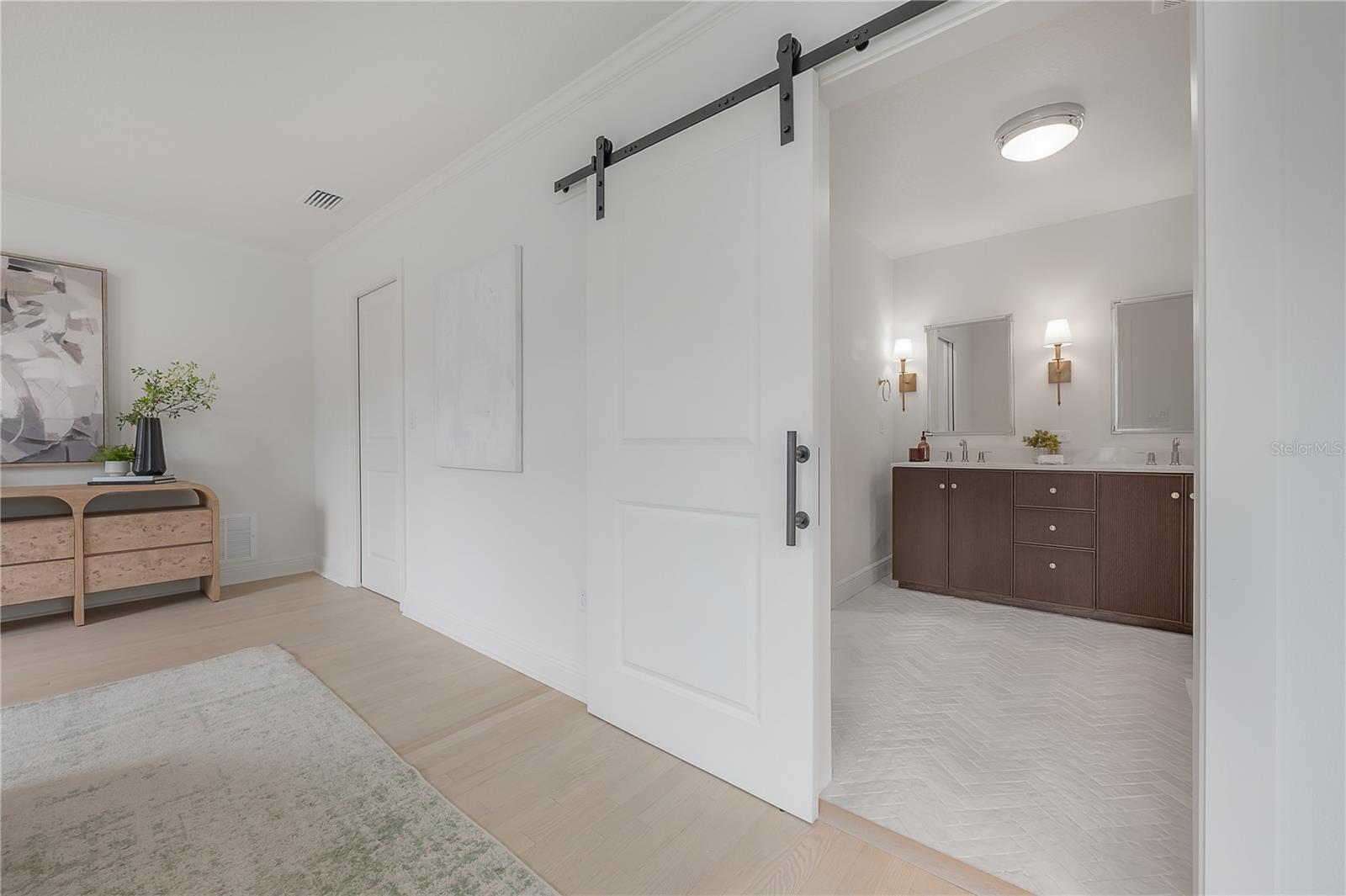 471 W DAVIS BLVD, TAMPA, FL — photo 22