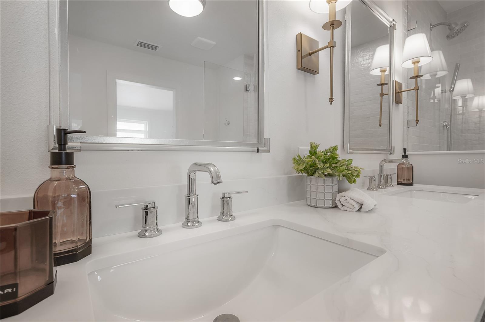 471 W DAVIS BLVD, TAMPA, FL — photo 25