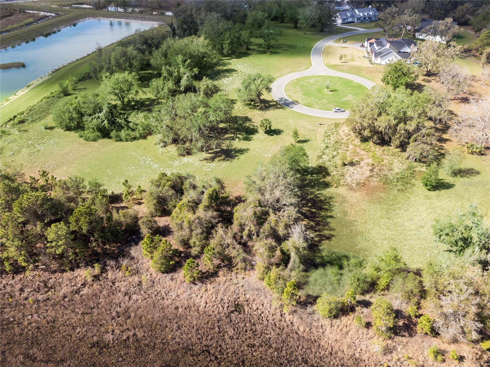 476 LONG AND WINDING RD, HOWEY IN THE HILLS, FL — photo 37