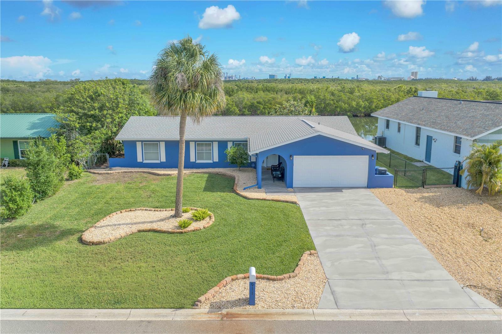 911 SILVER PALM WAY, APOLLO BEACH, FL — photo 32
