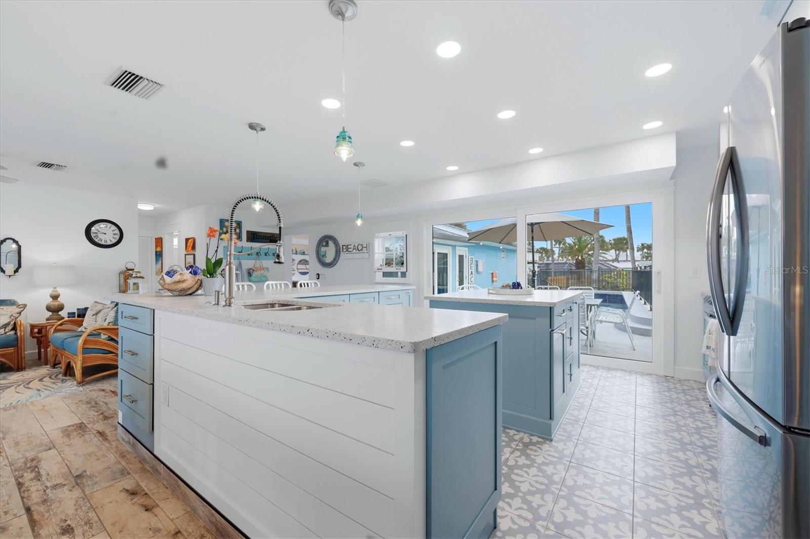 4074 N BEACH RD, ENGLEWOOD, FL — photo 21