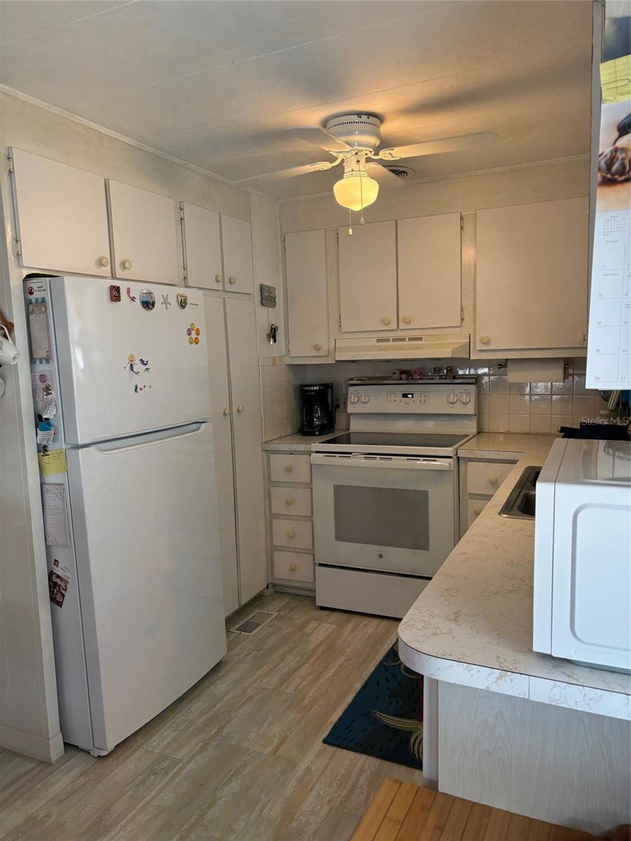 10297 N LAKE DR #79, LARGO, FL — photo 13