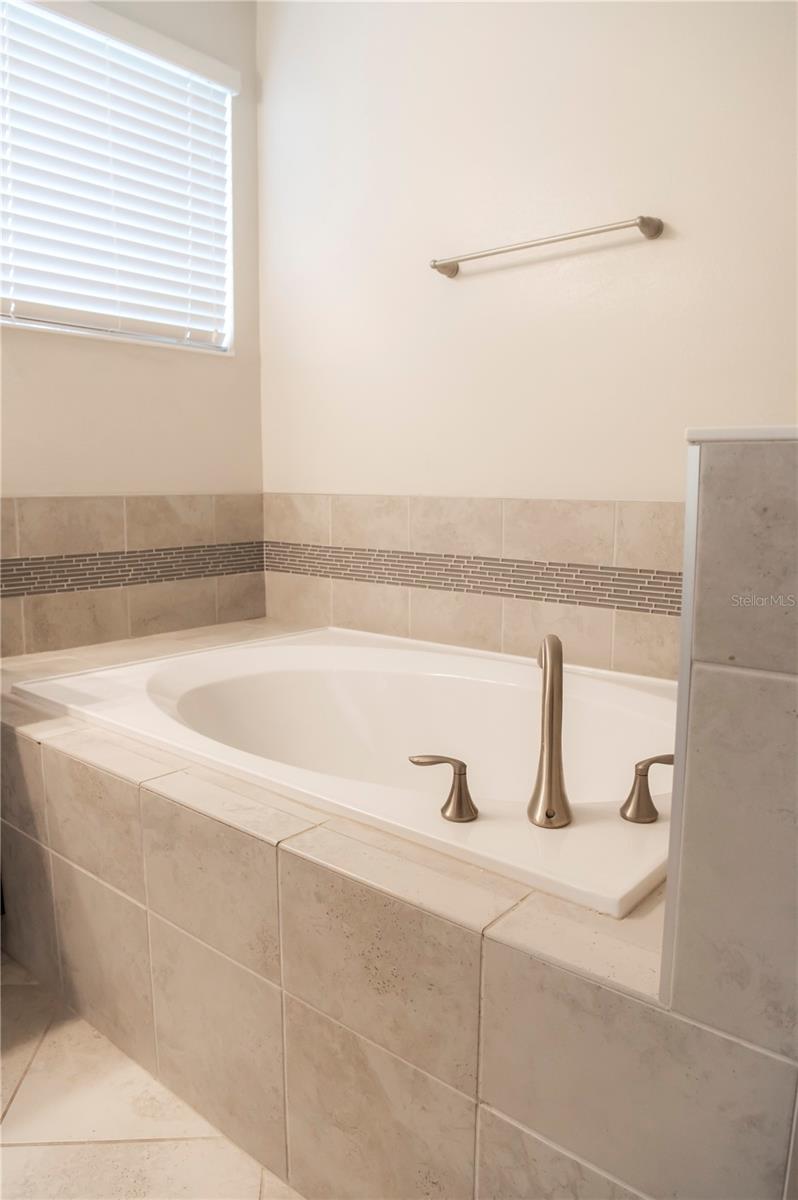 11378 WHISTLING PINE WAY, ORLANDO, FL — photo 24