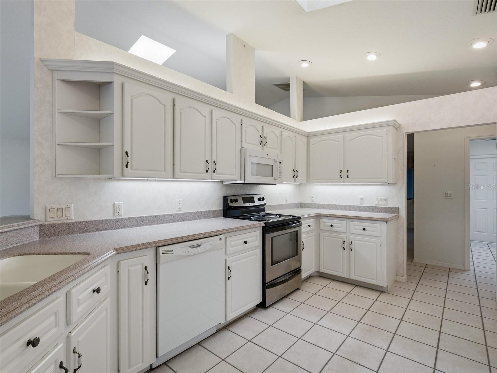 1107 LOCH LOMOND CT, NEW SMYRNA BEACH, FL — photo 34