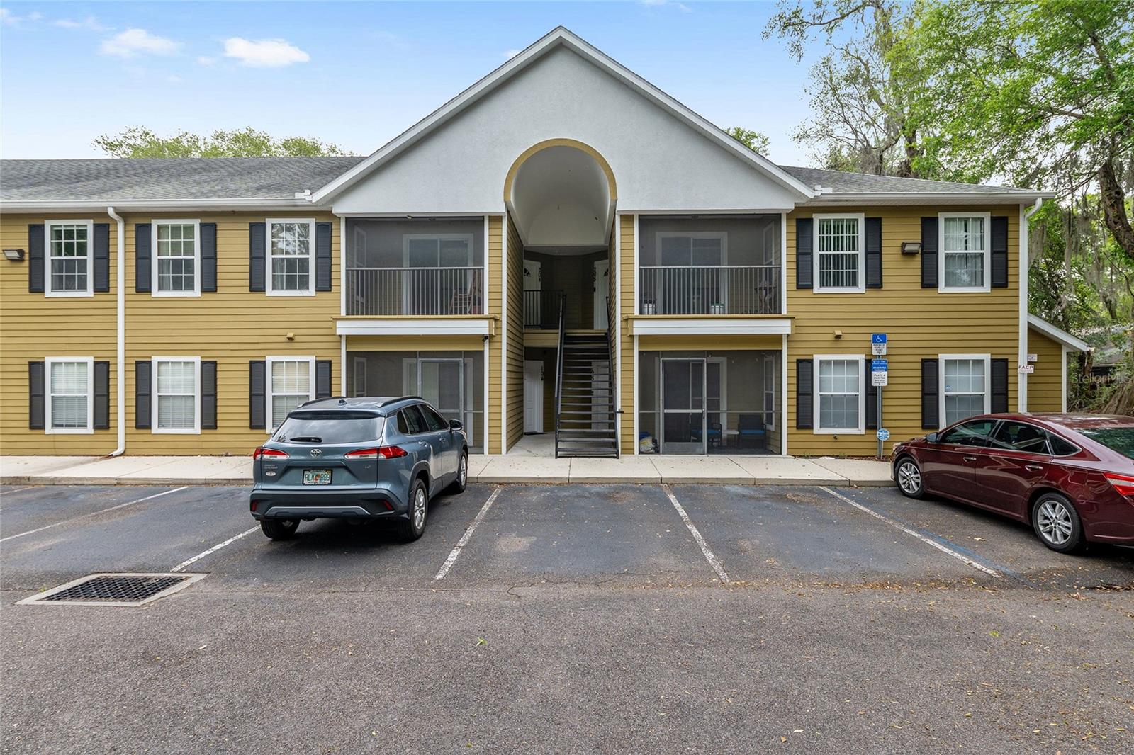4215 SW 31ST DR #204, GAINESVILLE, FL