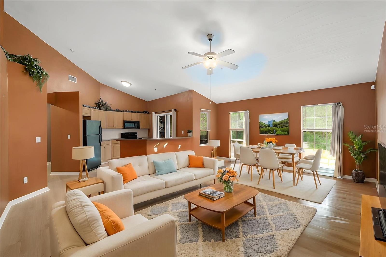 4215 SW 31ST DR #204, GAINESVILLE, FL — photo 2