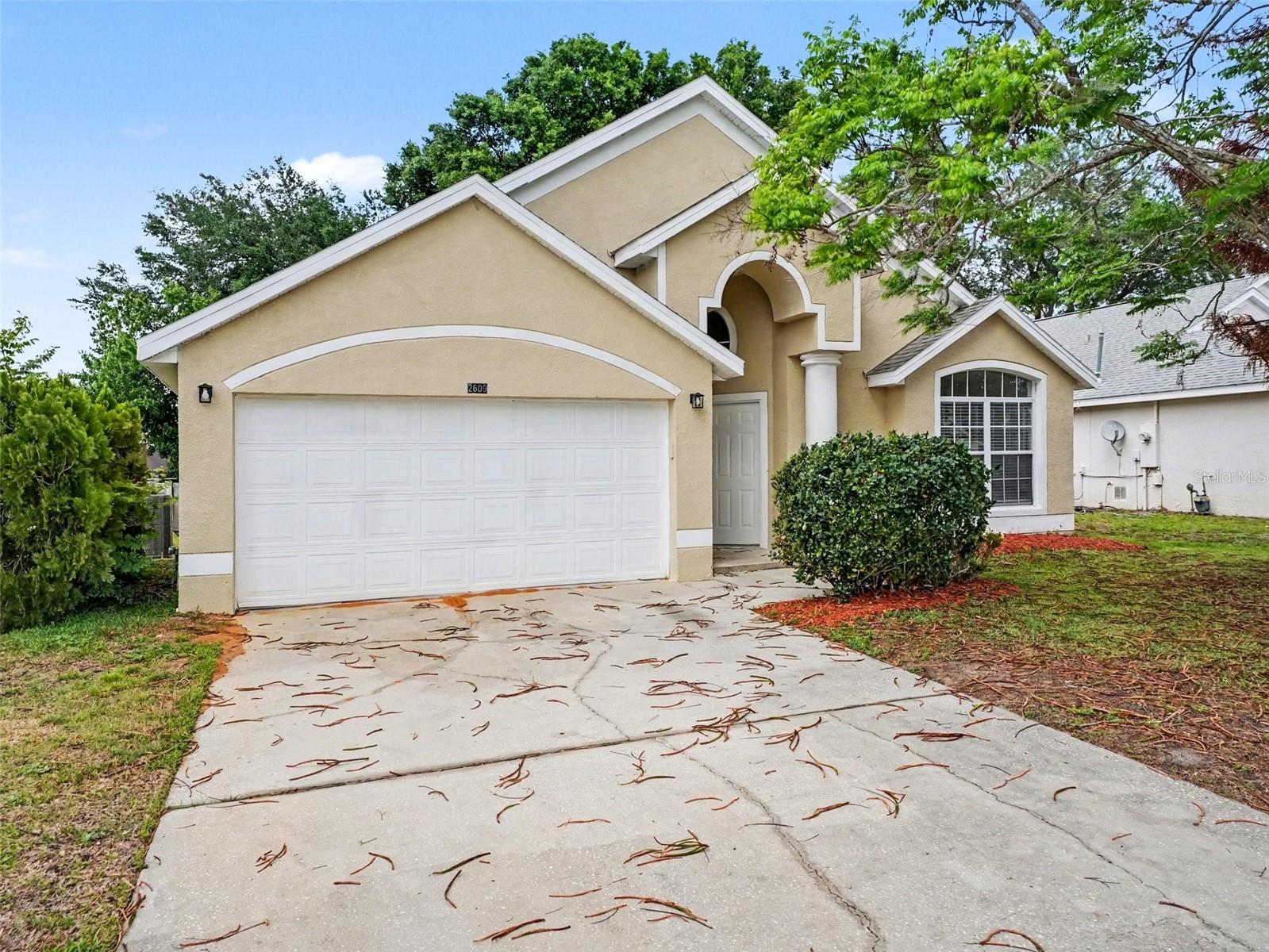 2609 MEADOW OAKS LOOP, CLERMONT, FL