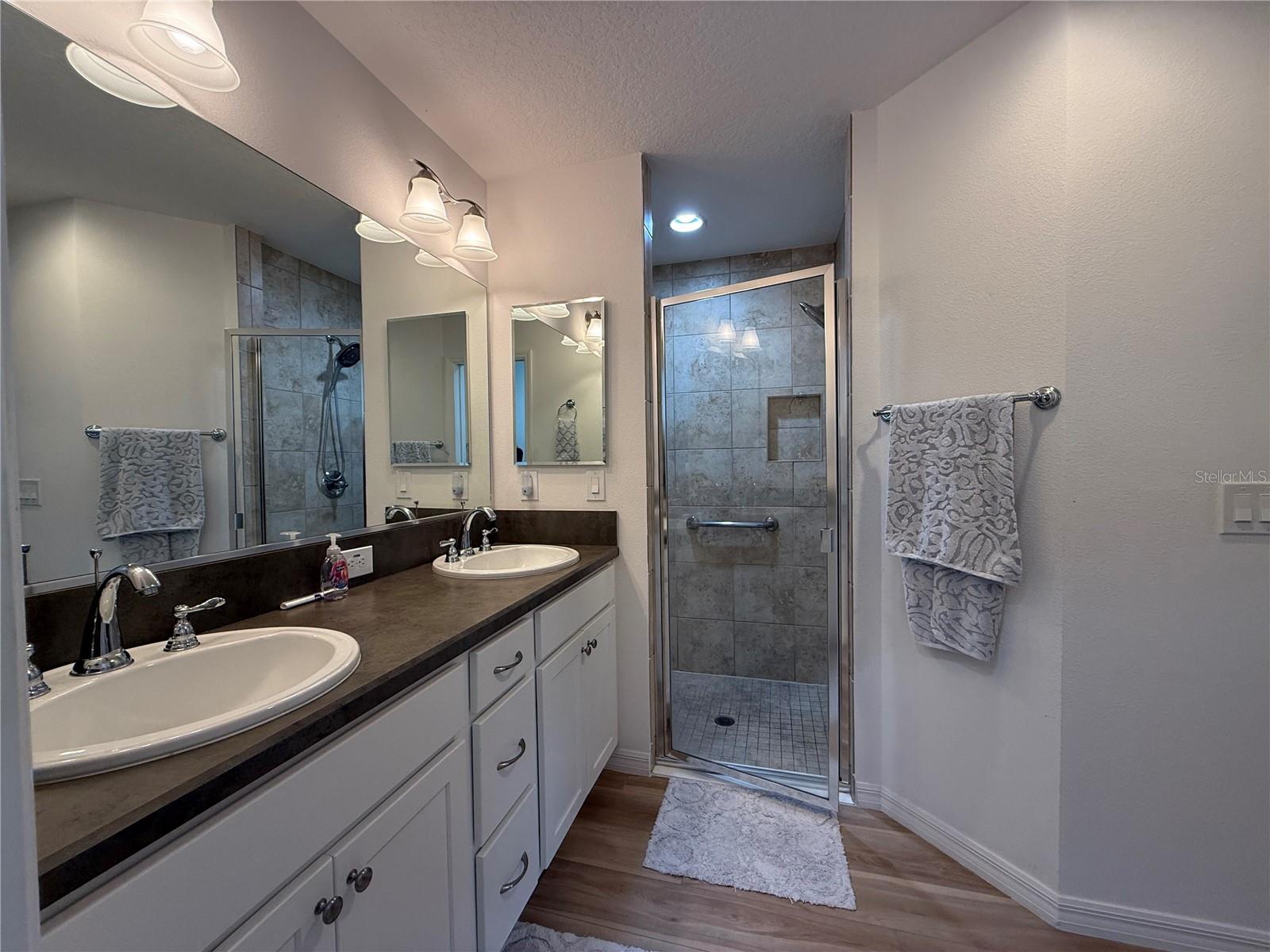 3135 BURNS DR, THE VILLAGES, FL — photo 49