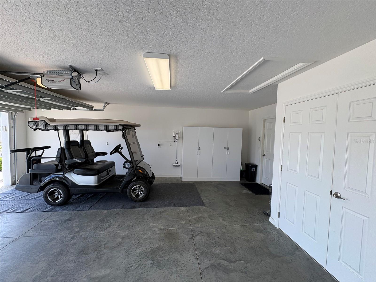 3135 BURNS DR, THE VILLAGES, FL — photo 59