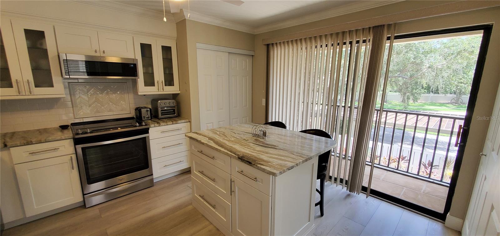 6110 COUNTRY CLUB WAY #201, SARASOTA, FL — photo 3