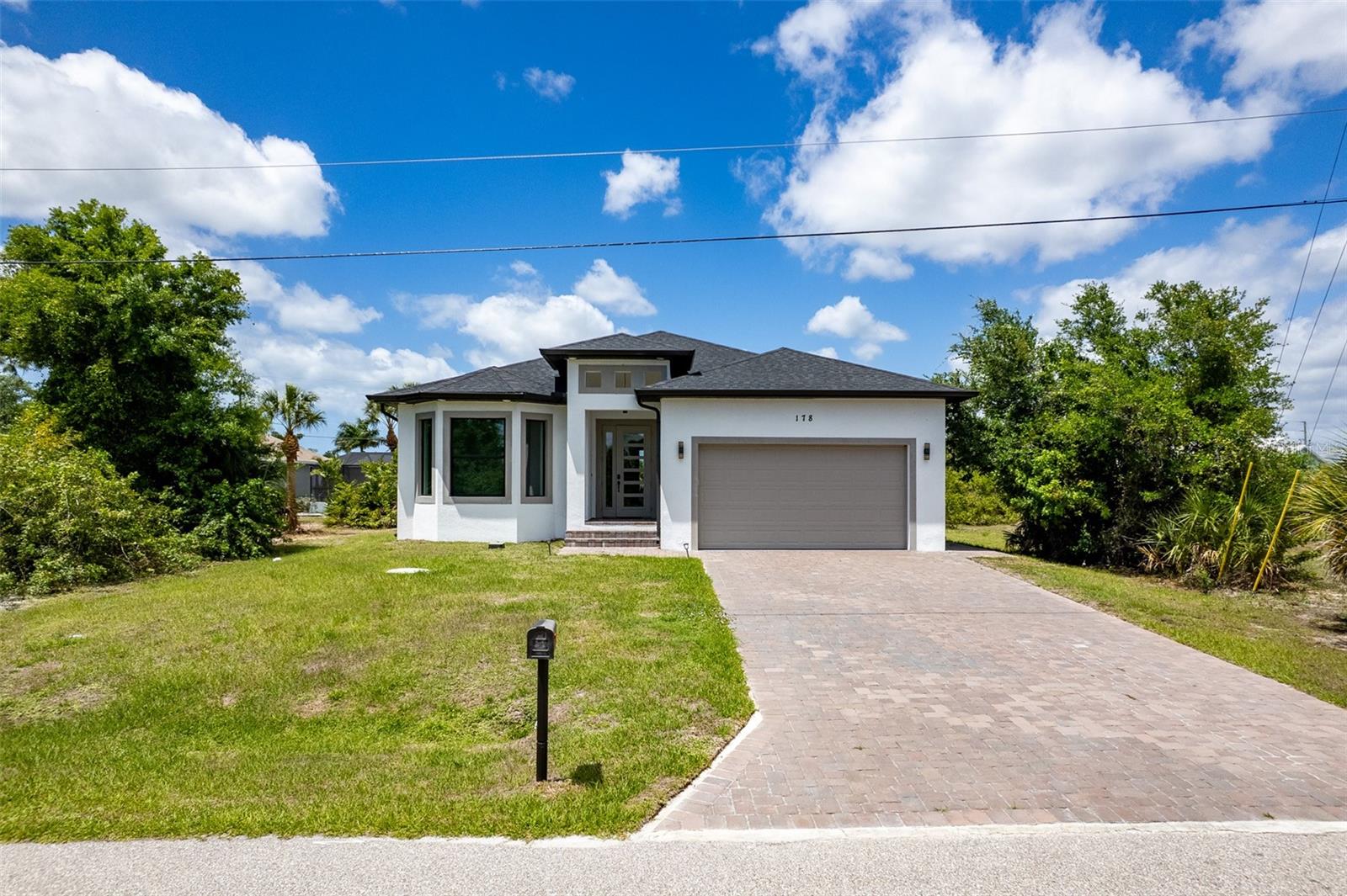 178 LIME TREE PARK, ROTONDA WEST, FL — photo 2